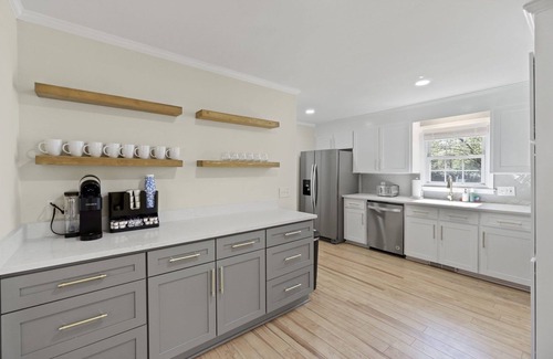 Conestee House | Pet-Friendly 4BR: Pool, Screen Porch, Fenced Yard