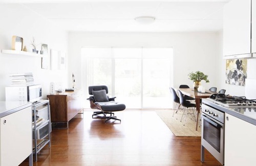Culburra Beach House | Pet Friendly and less than 5 mins to the Beach