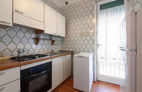 Tirrenia Apartment | Pet friendly apartment in Tirrenia -PI-