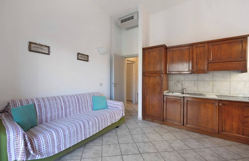 Varigotti Apartment | Pet-Friendly Apartment "7 Mehari" with Balcony & Wi-Fi