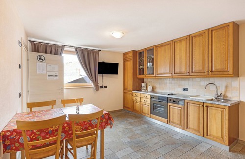 Sant'Anna Apartment | Pet-Friendly Apartment Elena Casa Claudia with Mountain View & Wi-Fi
