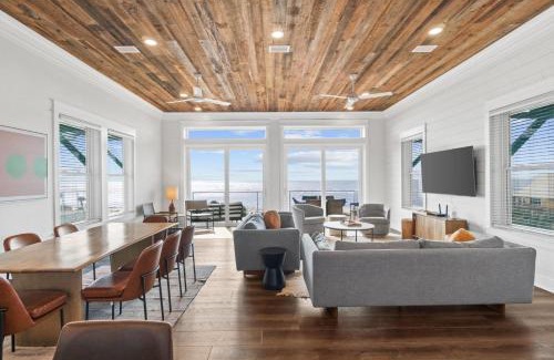 Indian Pass House | Pet Friendly Beach House - Seahorse by Panhandle Getaways