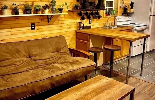Marienville Cabin | Pet-Friendly Cabin Near Cook Forest+Allegheny national forest: Knotty Pine Lodge