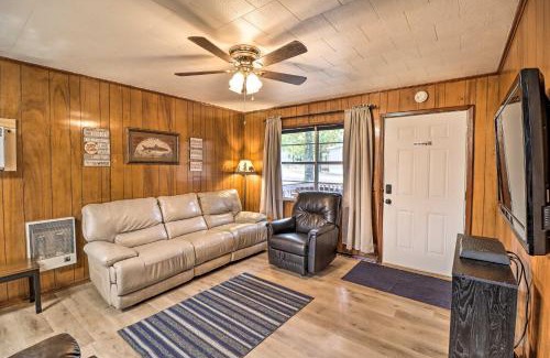 Greers Ferry House | Pet-Friendly Cabin with Designated Boat Slip!