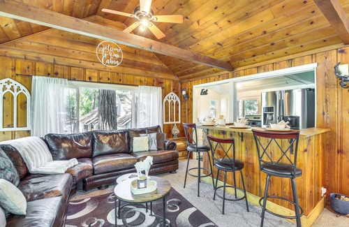 Crestline Cabin | Pet-Friendly California Abode w/Fenced-In Yard!