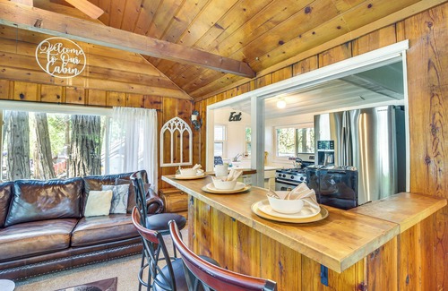 Crestline Cabin | Pet-Friendly California Abode w/Fenced-In Yard!