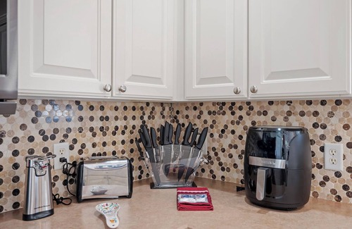 Villas of Greenwood House | Pet Friendly Calumet Grove Cottage: 2BR/2BA Haven