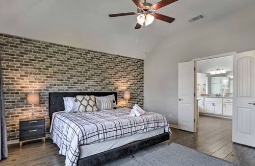 Pflugerville House | Pet-friendly & Charming Pflugerville Home ~ 25 Mi to Austin!