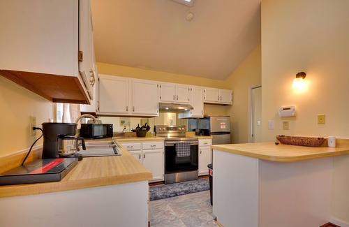 Greensboro House | Pet-Friendly Charming Cozy Greensboro Gem 3 Bedroom Home by RedAwning