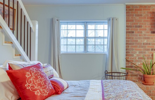 Lupton City Apartment | Pet-Friendly Chattanooga Studio Apartment!