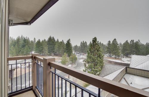 Cle Elum Apartment | Pet-Friendly Cle Elum Condo - Hike, Ski and Relax!