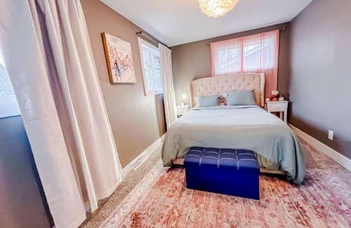 Southeast Colorado Springs Villa | Pet Friendly Close to Downtown