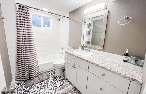 Southeast Colorado Springs Villa | Pet Friendly Close to Downtown