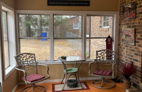 Pikeville House | PET FRIENDLY!! Cozy home for quiet vacation!
