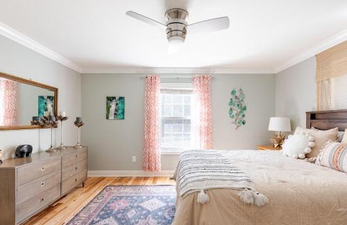 Woodfin Apartment | Pet Friendly - Cozy Nut Shell