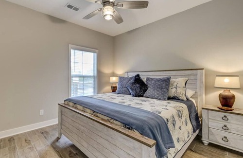 St. Marys House | Pet-Friendly Duplex Near Naval Base Kings Bay