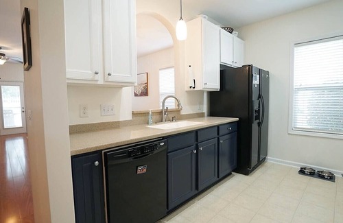 Southwest Raleigh House | Pet-friendly End-unit Townhome with Community Pool