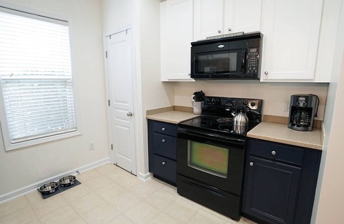 Southwest Raleigh House | Pet-friendly End-unit Townhome with Community Pool