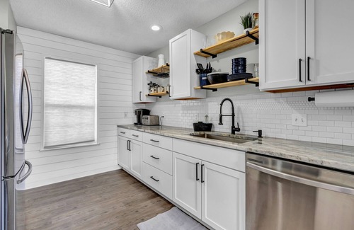 Myrtle Beach House | Pet Friendly Fenced Backyard Game Room Patio Firepit Trailer Motorcycle Parking
