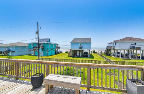 Bermuda Beach House | Pet-Friendly Galveston Home - Walk to Beaches!