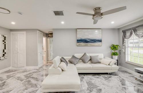 West Palm Beach House | Pet-Friendly Gem with Pool and Yard in West Palm Beach