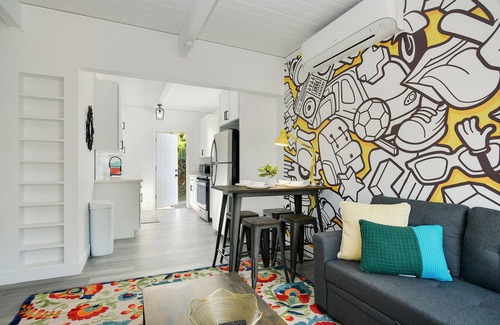 Lincoln Acres Apartment | Pet-Friendly Haven Scenic Views Near Downtown SD