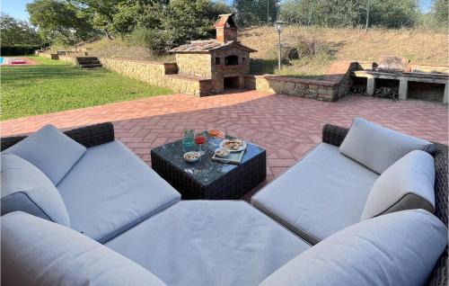 Monte San Savino House | Pet Friendly Home In Monte San Savino
