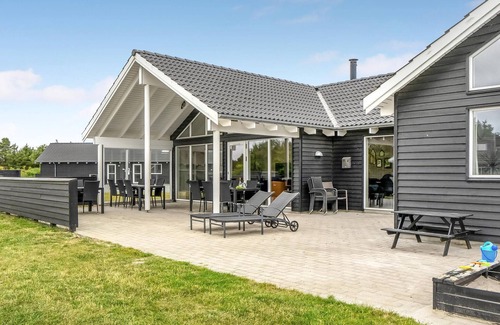 Blavand House | Pet friendly home in Blåvand with sauna