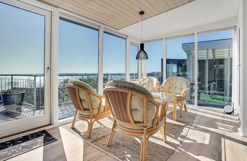 Hvidbjerg Strand House | Pet friendly home in Børkop with WiFi