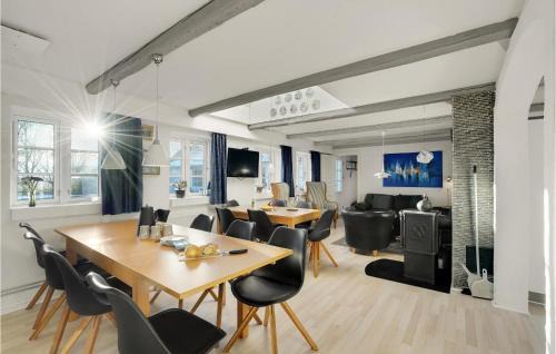 ster Assels House | Pet Friendly Home In Vils With Sauna