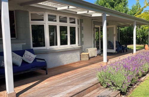 Clyde House | Pet friendly home located in the heart of historic Clyde township.