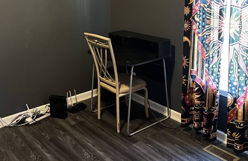 Graham House | Pet-friendly home near shops and restaurants