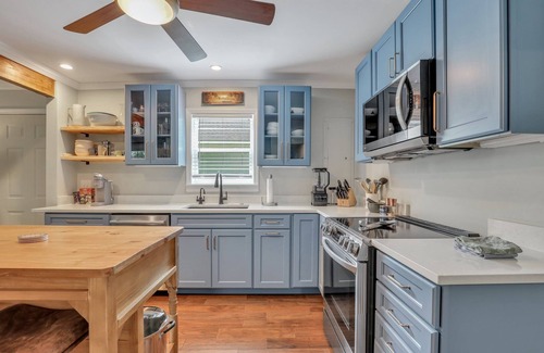 Johns Island House | Pet Friendly Home with Fenced Yard, Conveniently Located!