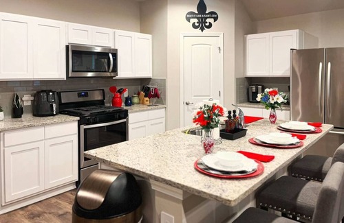 Lake Charles House | Pet-Friendly Home Base with Fenced Yard & Dedicated Office Room