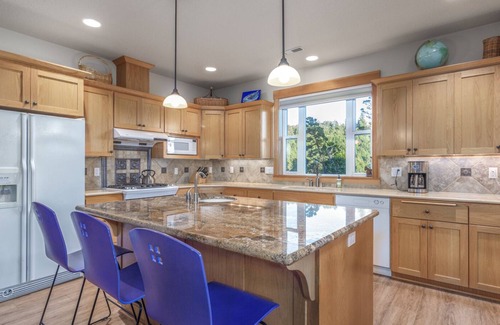Pacific City House | Pet Friendly Home, 2 Properties for 1, Perfect Home to Enjoy the Beach