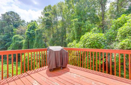 Snellville House | Pet-Friendly Home with Pool Access in Snellville!