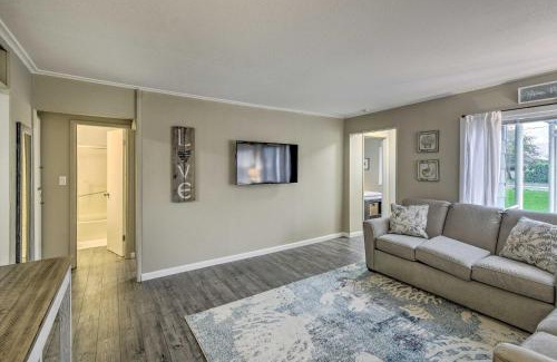Aberdeen House | Pet-Friendly Hoquiam Cottage Near River Access!