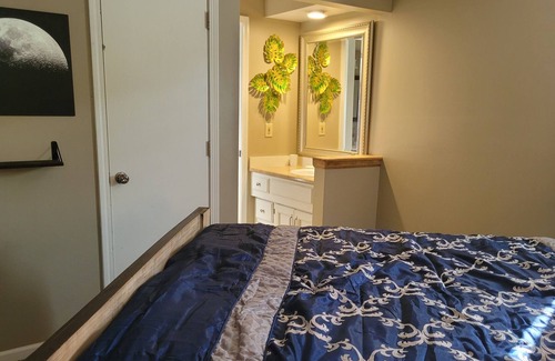 Lee's Summit House | Pet-friendly House with a Beautiful Yard