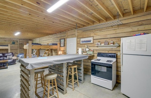 Winona Apartment | Pet-Friendly Huntsville Home ATV Authorized Route