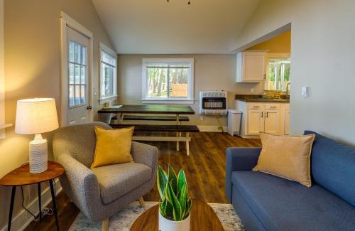 Kalkaska House | Pet-Friendly Kalkaska Cottage on Lake Crawford!