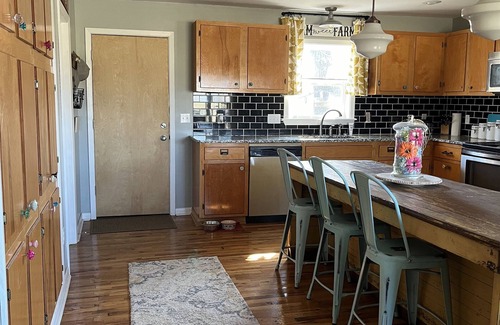 Dardanelle Other | Pet-friendly, lakes, state parks, mountains, world class biking trails, hiking