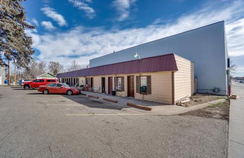 Loveland Apartment | Pet-Friendly Loveland Studio Near Boyd Lake!