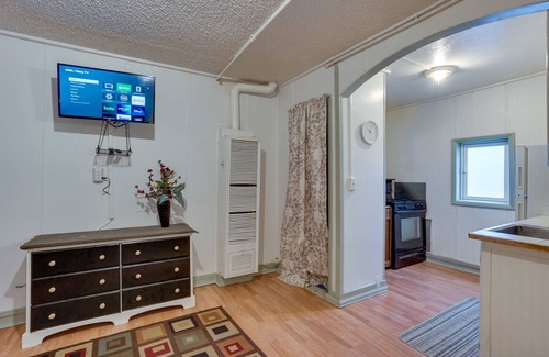 Loveland Apartment | Pet-Friendly Loveland Studio Near Boyd Lake!