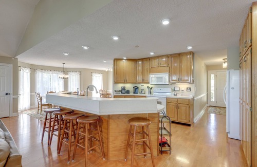 Milledgeville House | Pet-Friendly Milledgeville Home on Lake Sinclair!