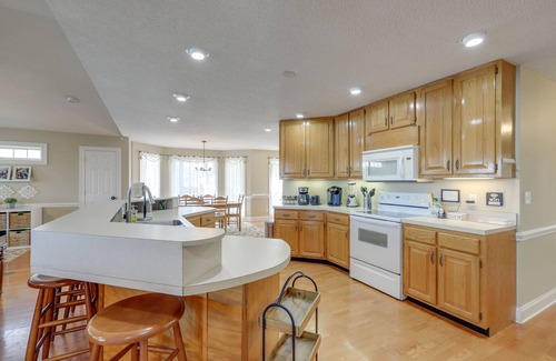 Milledgeville House | Pet-Friendly Milledgeville Home on Lake Sinclair!