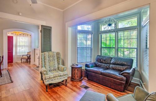Natchez House | Pet-Friendly Natchez Home Walk to Downtown!