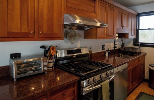 Richmond House | Pet Friendly Oasis on 5 Private Acres, 10 min to Tanglewood