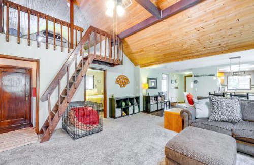 Ocean Park House | Pet-Friendly Ocean Park Rental with Outdoor Fire Pit
