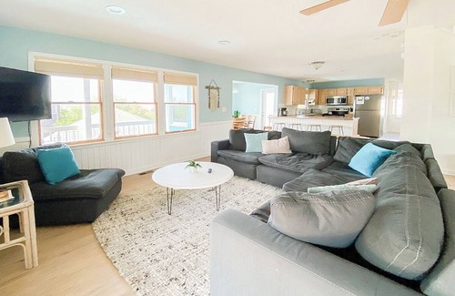Carolina Dunes House | Pet-friendly oceanside home ocean & sound views, pool, hot tub, rec room & more