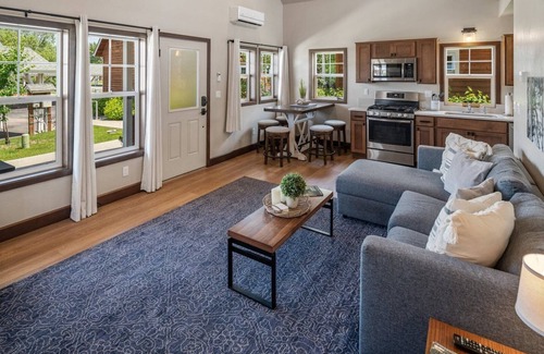 Dover Bay House | Pet Friendly 'Pearl of Pend Oreille'